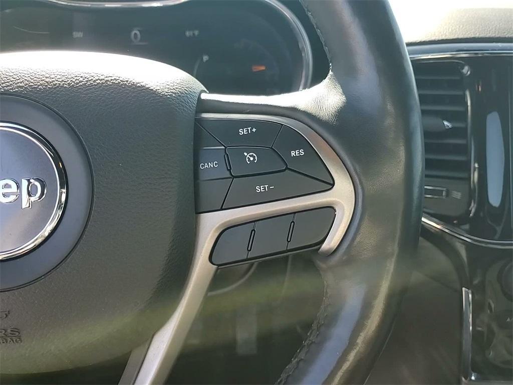 used 2021 Jeep Grand Cherokee car, priced at $23,850