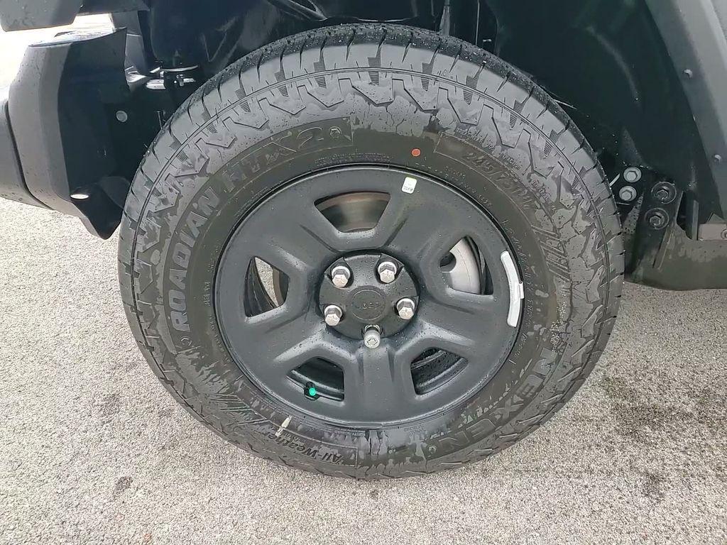 new 2026 Jeep Wrangler car, priced at $40,357