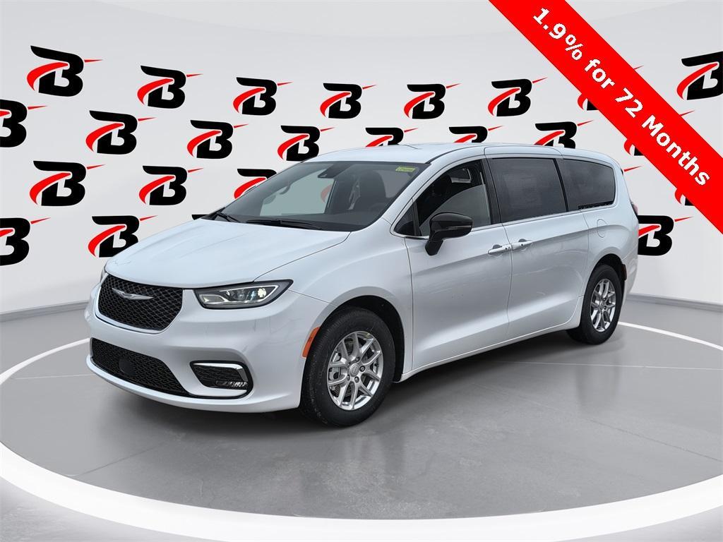 new 2026 Chrysler Pacifica car, priced at $37,044