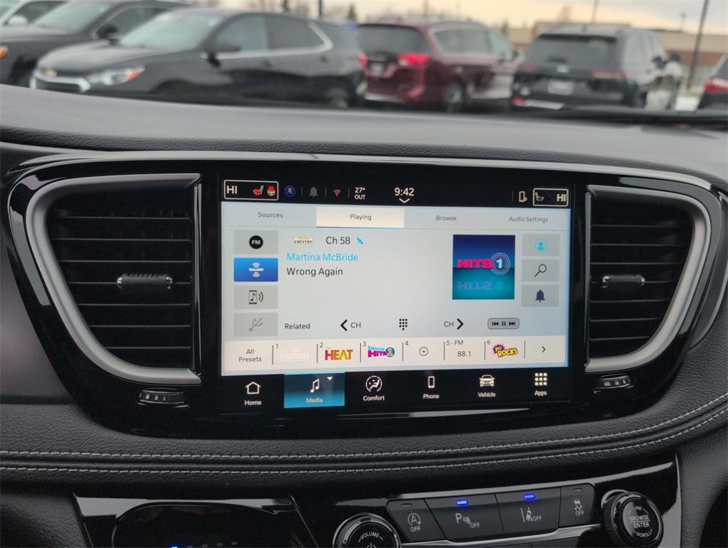 new 2026 Chrysler Pacifica car, priced at $39,275