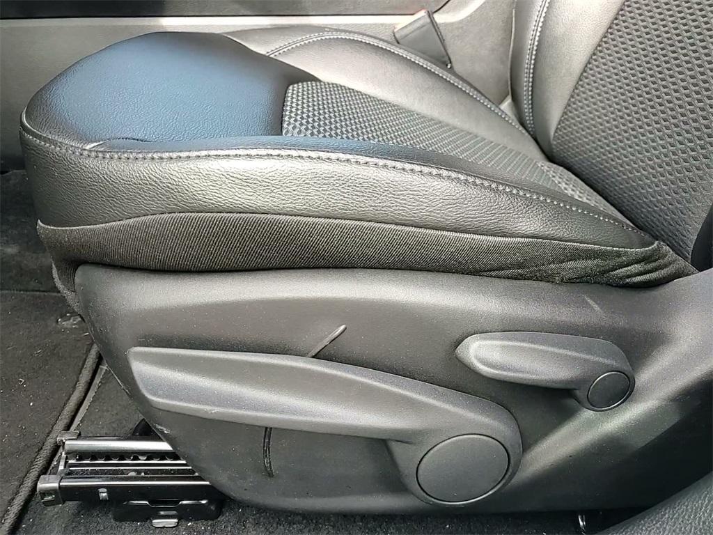 new 2026 Jeep Compass car, priced at $27,999