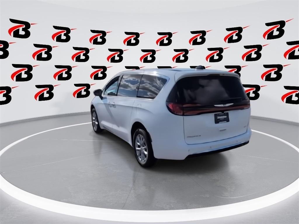 new 2026 Chrysler Pacifica car, priced at $45,101