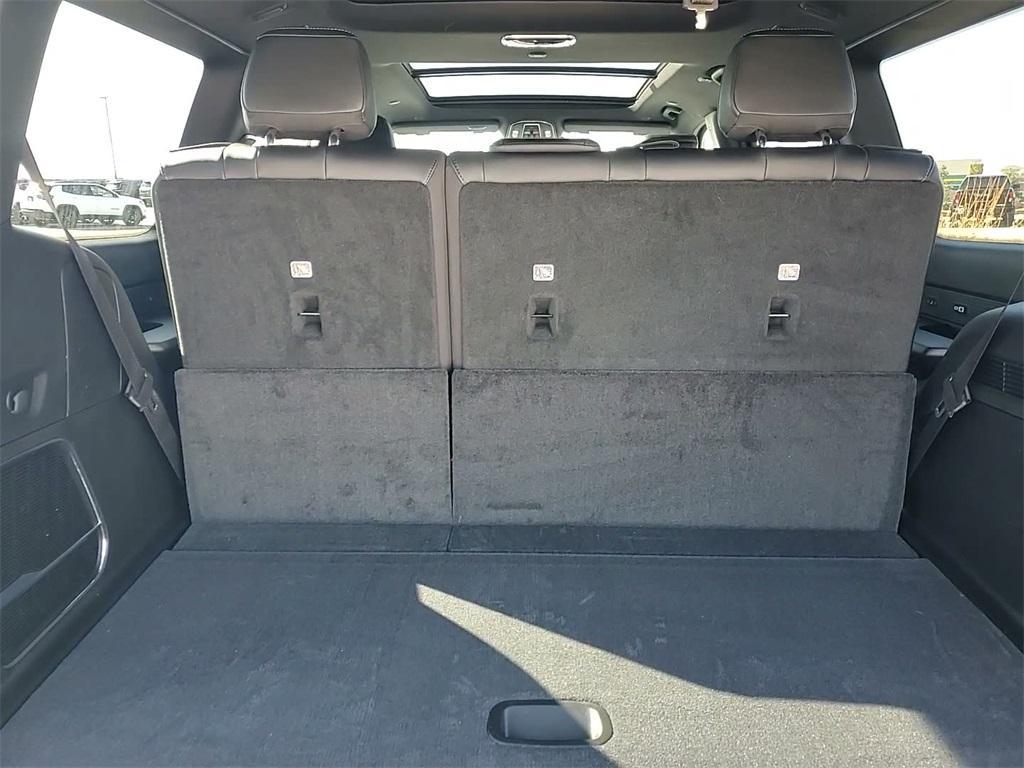 new 2026 Jeep Grand Wagoneer car, priced at $70,124