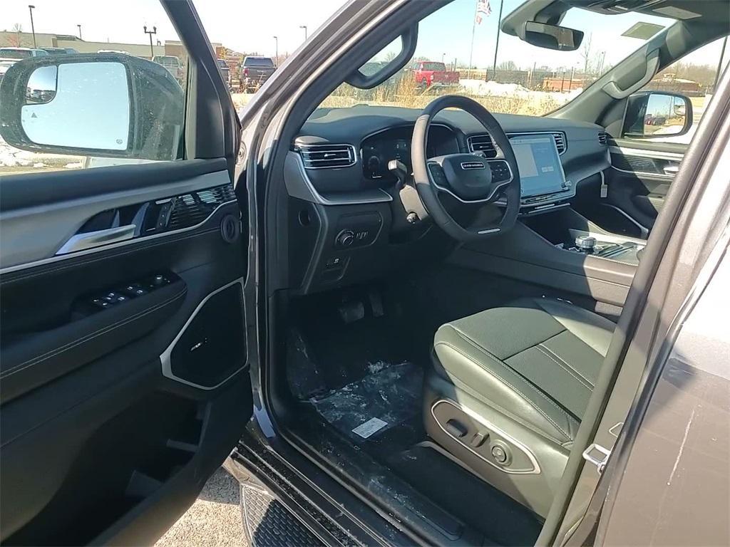 new 2026 Jeep Grand Wagoneer car, priced at $70,124
