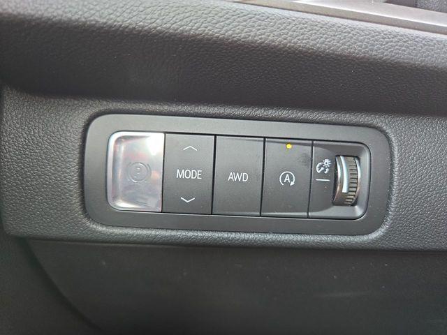 used 2026 Chevrolet Traverse car, priced at $44,994