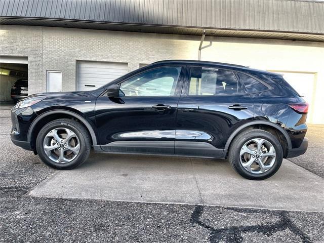 used 2025 Ford Escape car, priced at $23,995