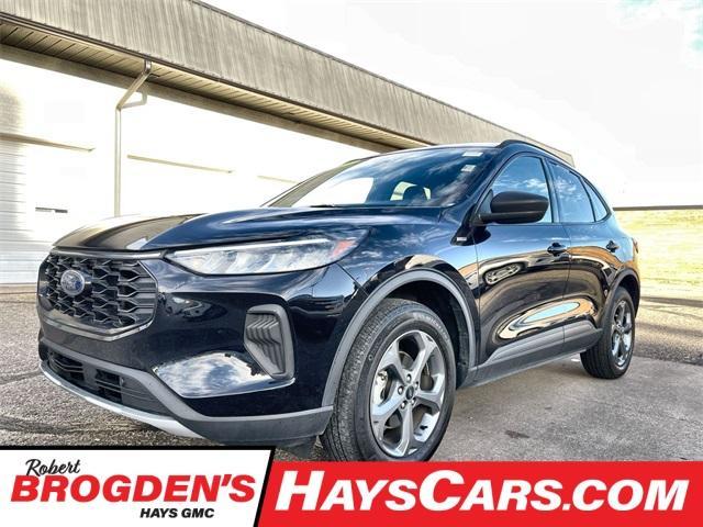 used 2025 Ford Escape car, priced at $23,995
