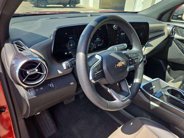 used 2025 Chevrolet Equinox car, priced at $25,995