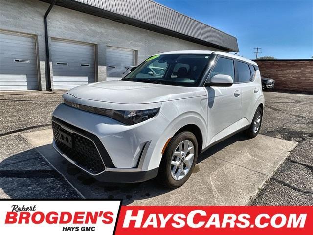 used 2023 Kia Soul car, priced at $16,340