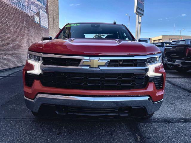 used 2025 Chevrolet Silverado 1500 car, priced at $42,276