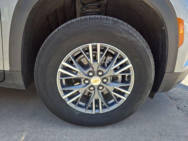 used 2026 Chevrolet Traverse car, priced at $44,495