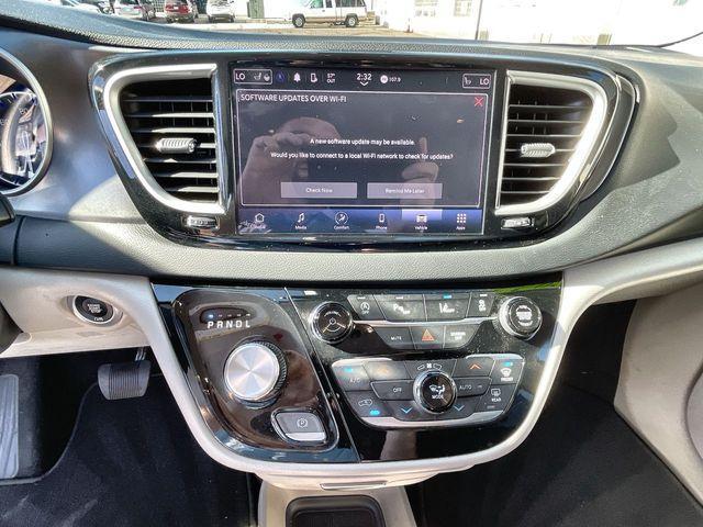used 2023 Chrysler Pacifica car, priced at $24,895
