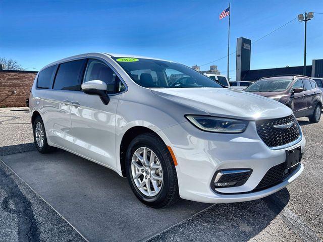 used 2023 Chrysler Pacifica car, priced at $24,895