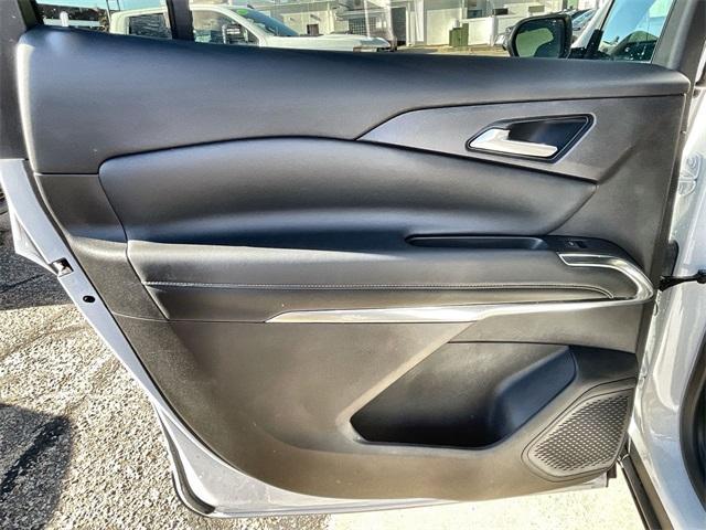 used 2025 Chevrolet Traverse car, priced at $35,495