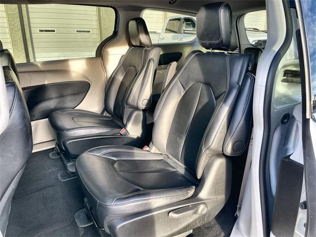 used 2024 Chrysler Pacifica Hybrid car, priced at $29,495