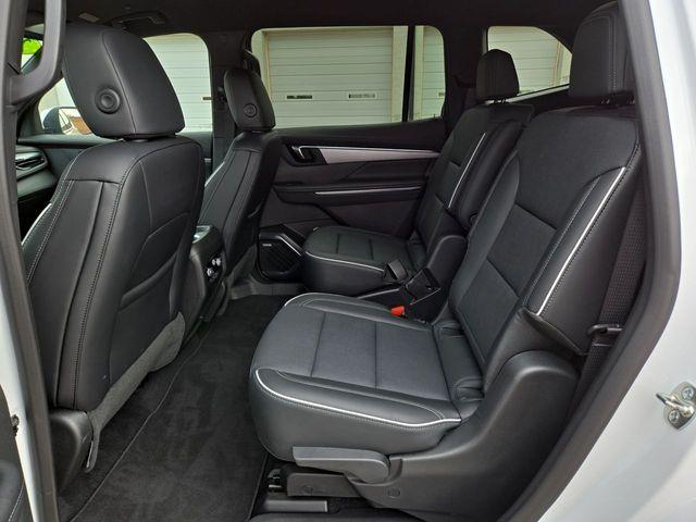 used 2025 Buick Enclave car, priced at $37,494