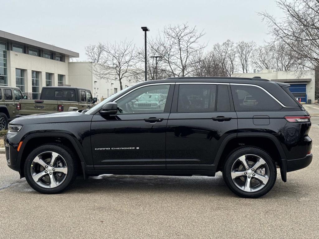 new 2026 Jeep Grand Cherokee car, priced at $50,509