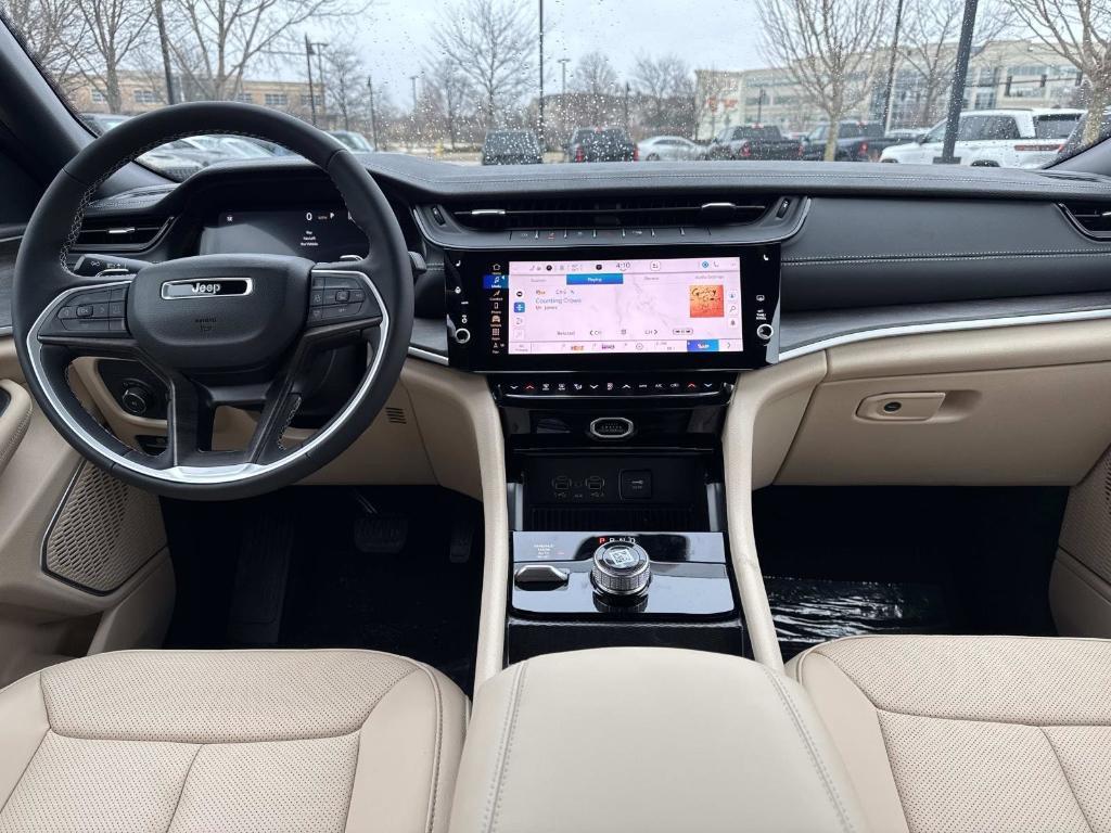 new 2026 Jeep Grand Cherokee car, priced at $51,924