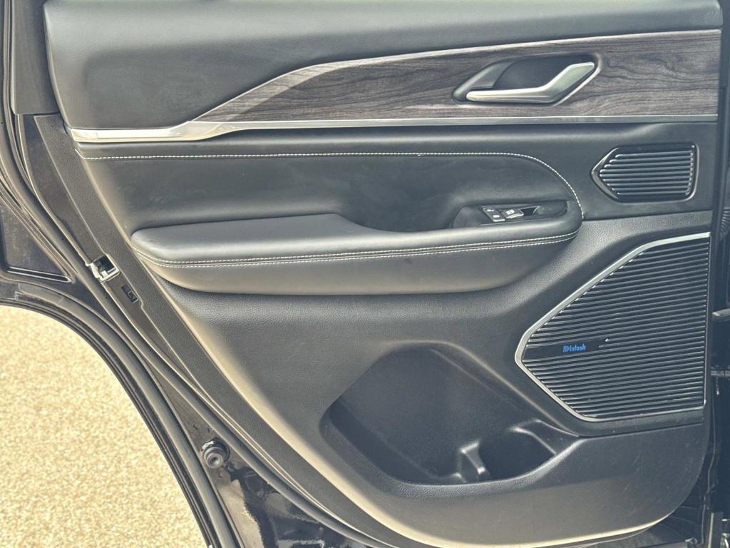 used 2022 Jeep Grand Cherokee 4xe car, priced at $27,169