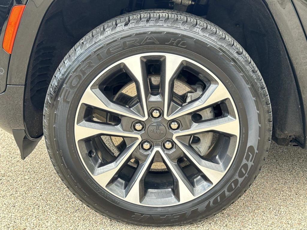 used 2022 Jeep Grand Cherokee 4xe car, priced at $27,169