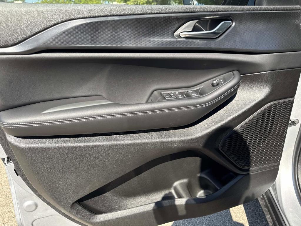 new 2025 Jeep Grand Cherokee car, priced at $39,510