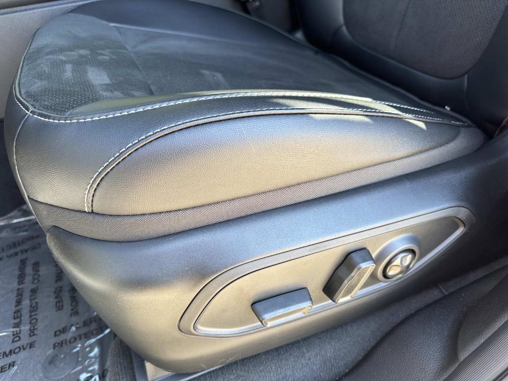 new 2025 Jeep Grand Cherokee car, priced at $39,510