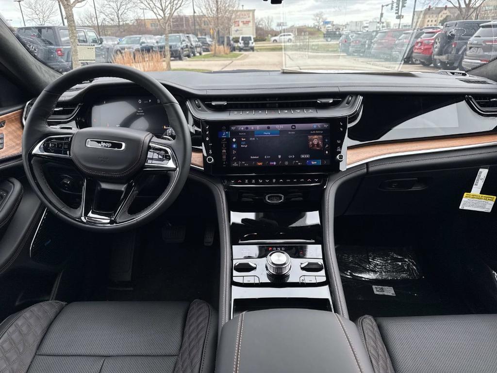 new 2026 Jeep Grand Cherokee L car, priced at $65,001