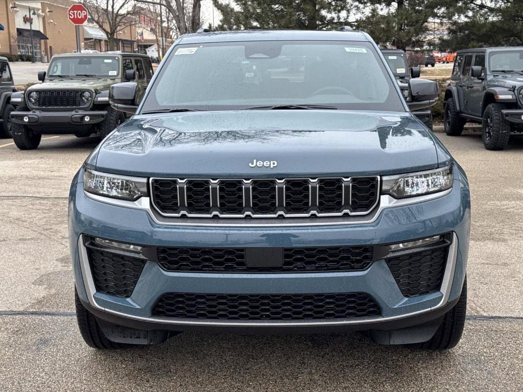 new 2026 Jeep Grand Cherokee car, priced at $47,984