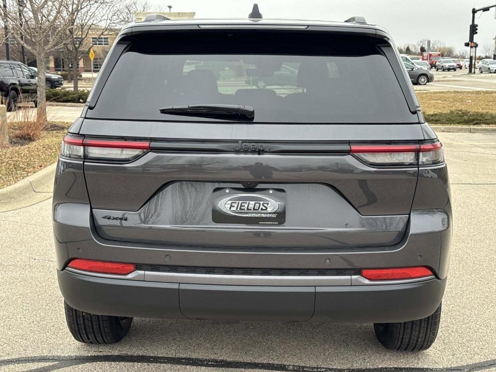 new 2026 Jeep Grand Cherokee car, priced at $47,424