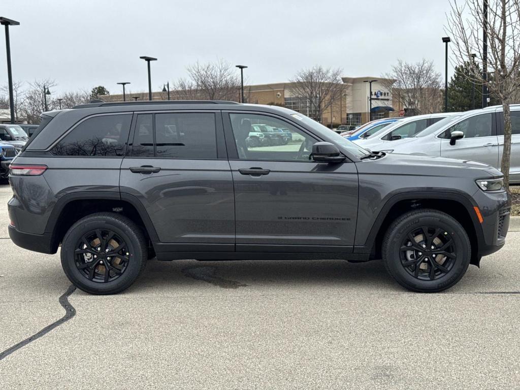 new 2026 Jeep Grand Cherokee car, priced at $47,424