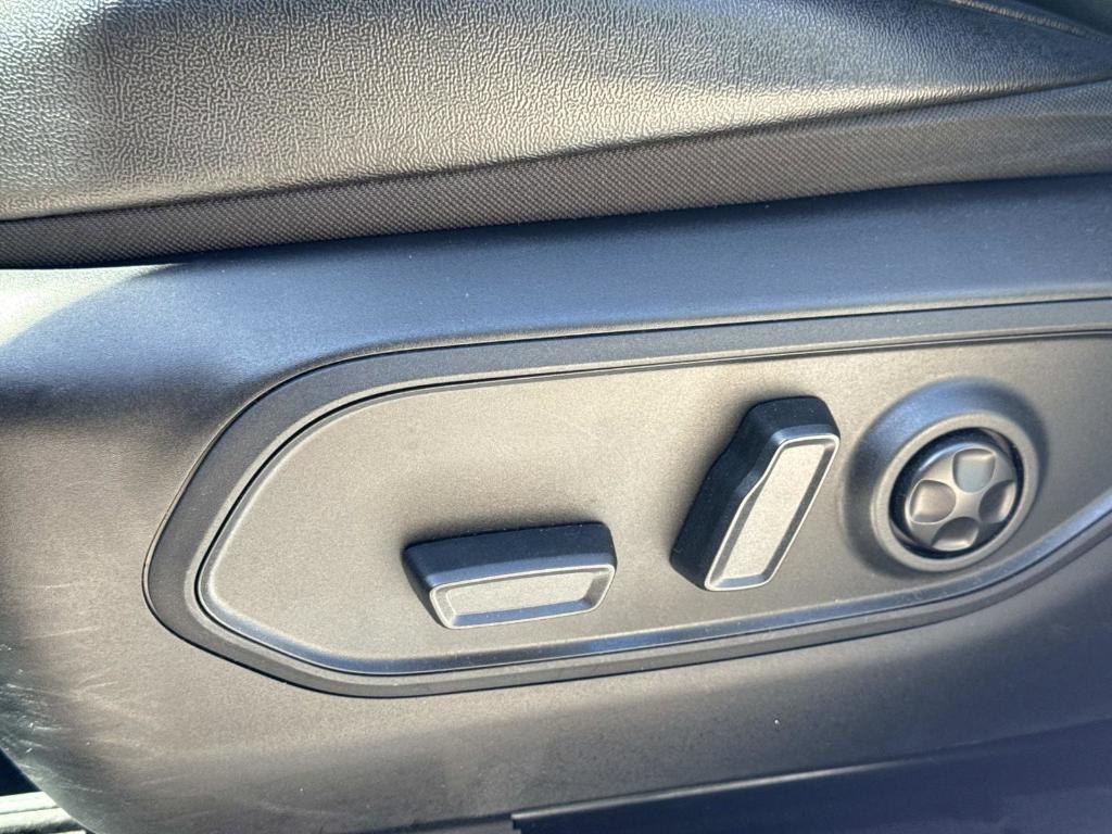 used 2024 Jeep Grand Cherokee L car, priced at $35,369