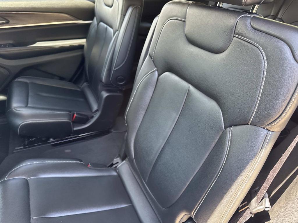 used 2024 Jeep Grand Cherokee L car, priced at $35,369