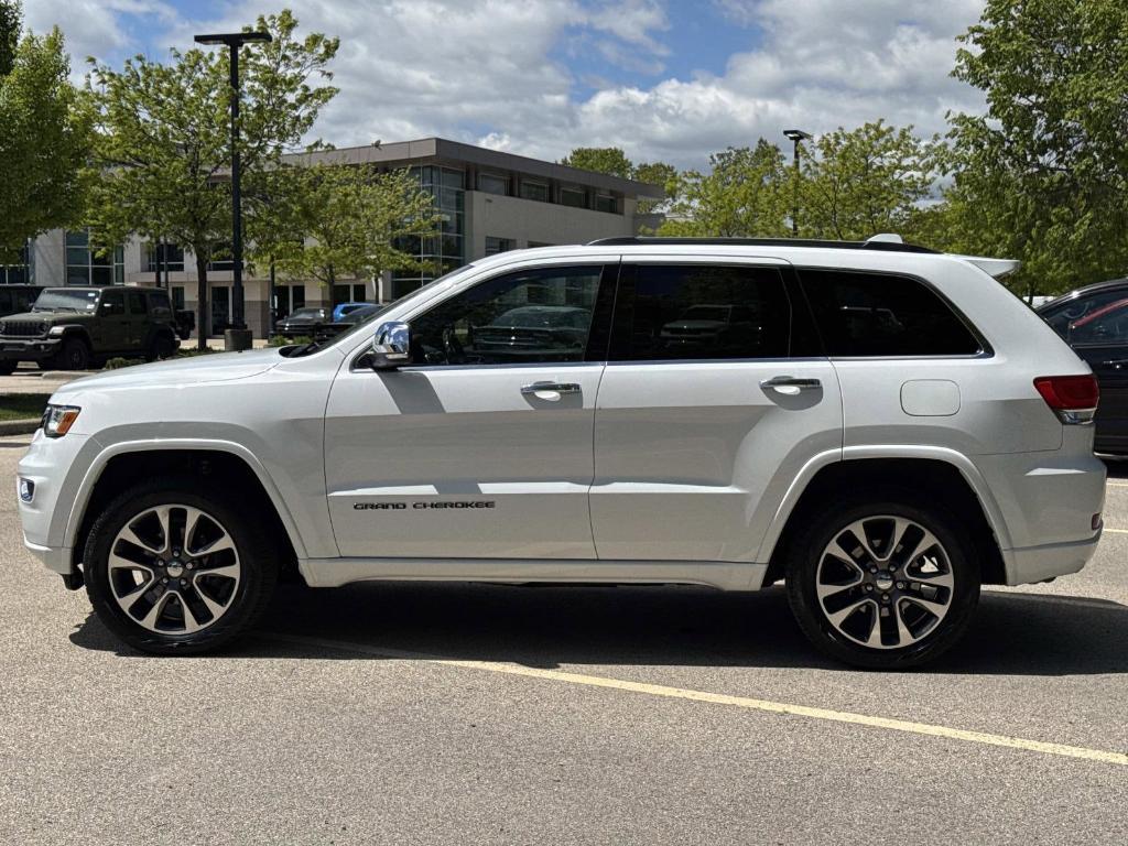 used 2018 Jeep Grand Cherokee car, priced at $18,169