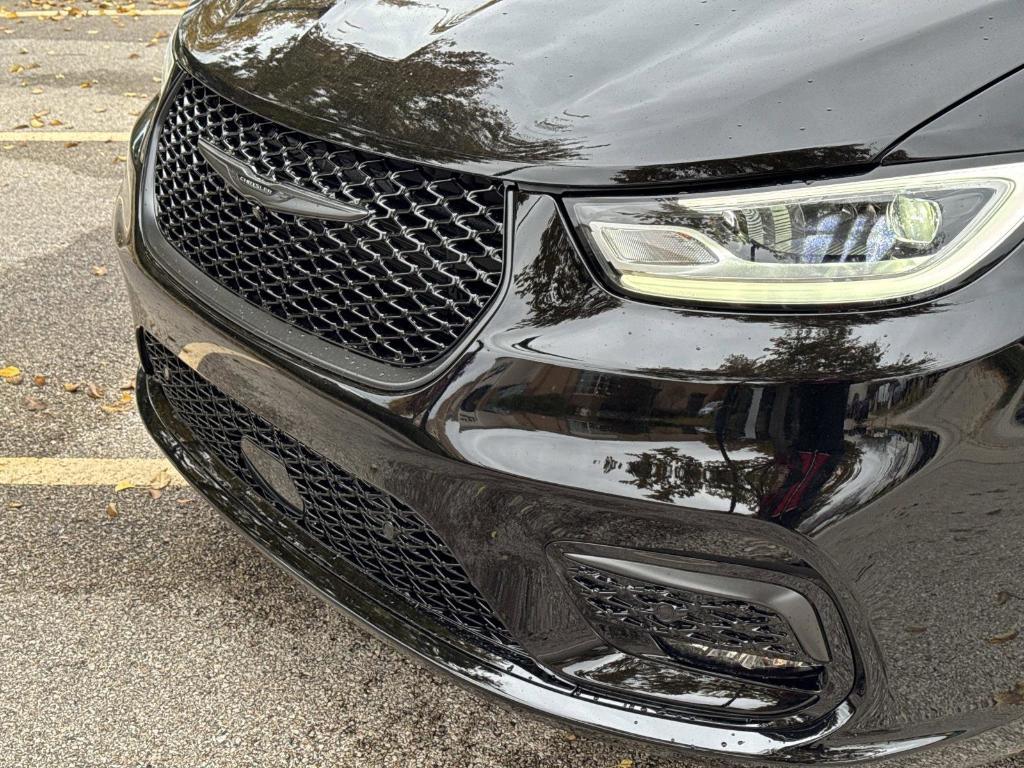 new 2026 Chrysler Pacifica car, priced at $51,409