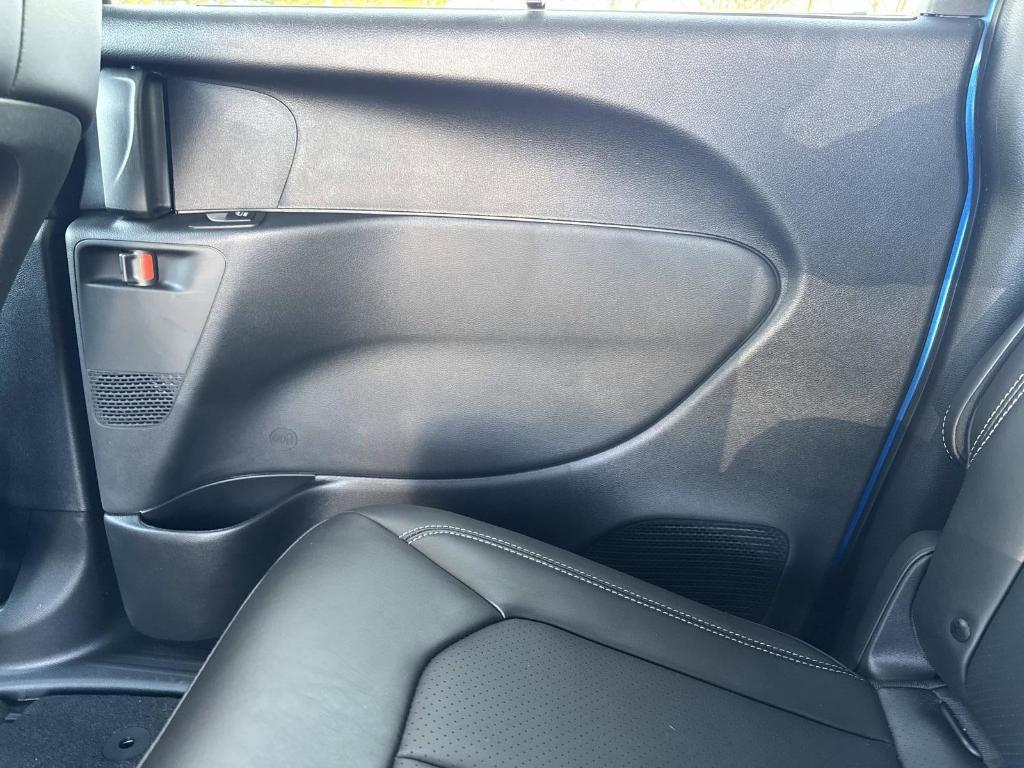 new 2026 Chrysler Pacifica car, priced at $47,304