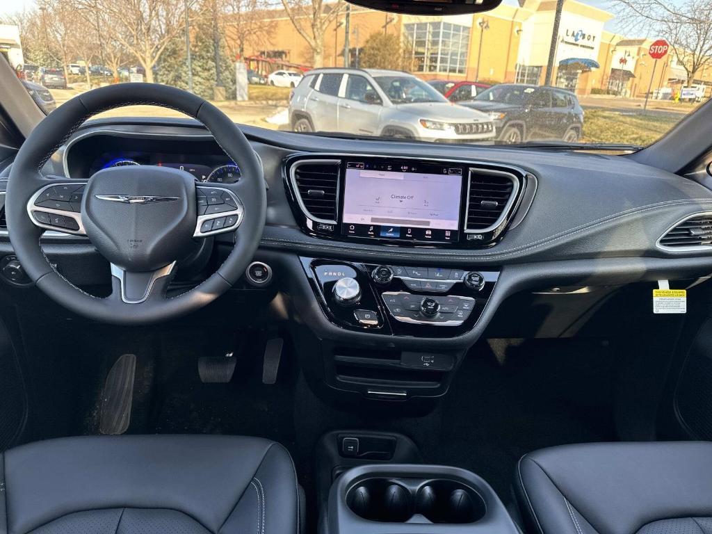 new 2026 Chrysler Pacifica car, priced at $47,304