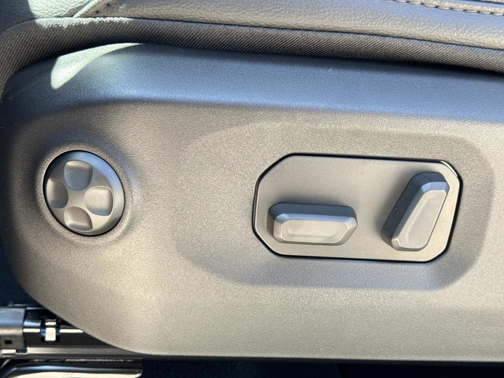 new 2026 Jeep Wrangler car, priced at $57,629