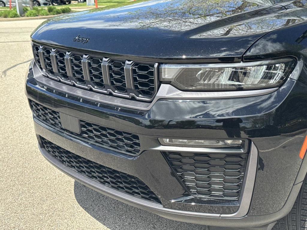new 2026 Jeep Grand Cherokee L car, priced at $51,984