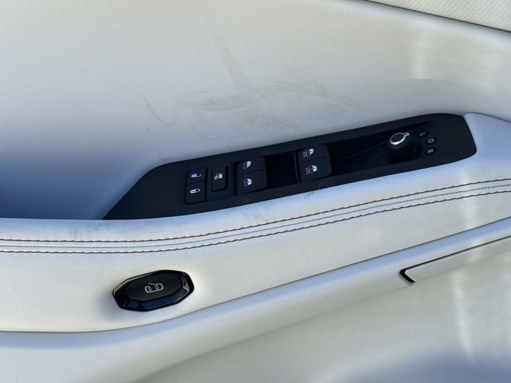 new 2026 Jeep Cherokee car, priced at $46,339