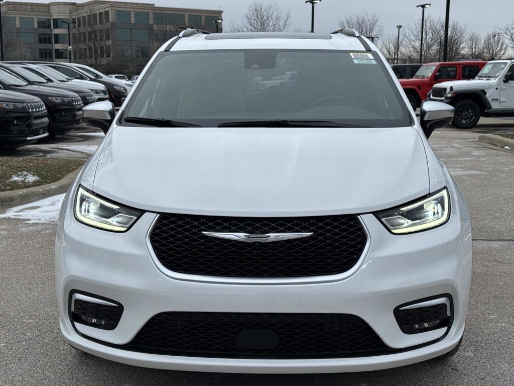 new 2026 Chrysler Pacifica car, priced at $59,212