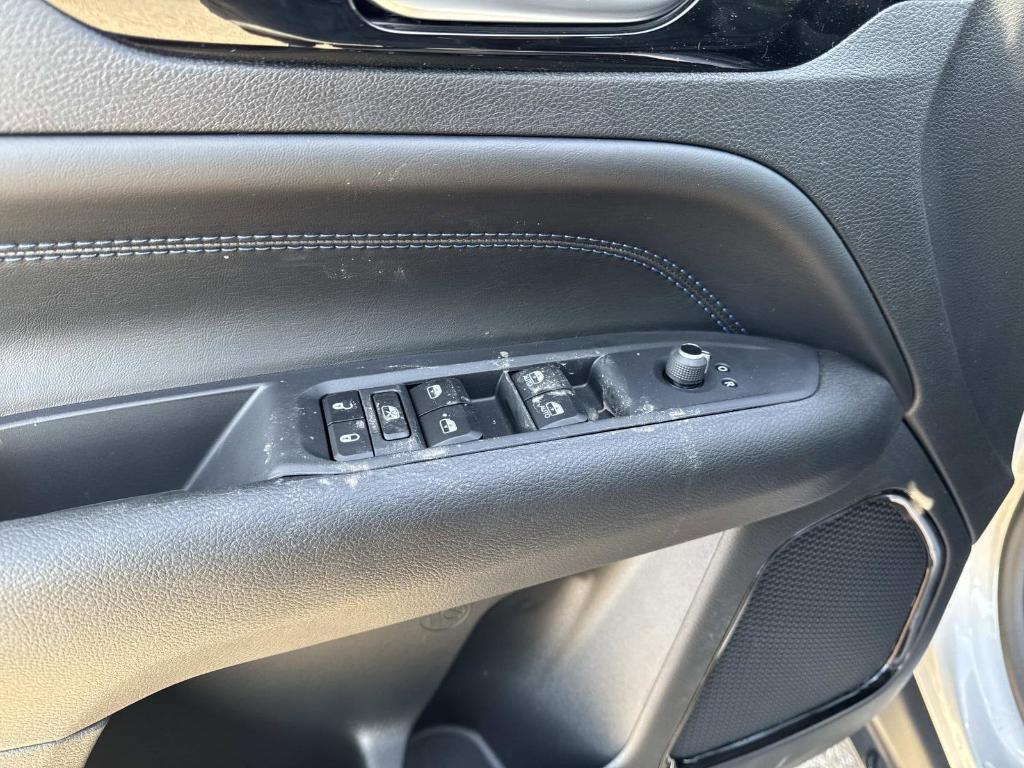 new 2026 Jeep Compass car, priced at $33,559