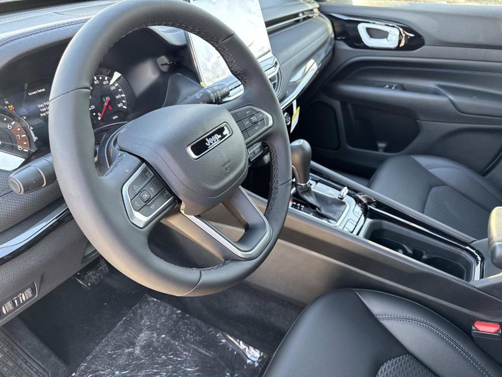 new 2026 Jeep Compass car, priced at $33,559