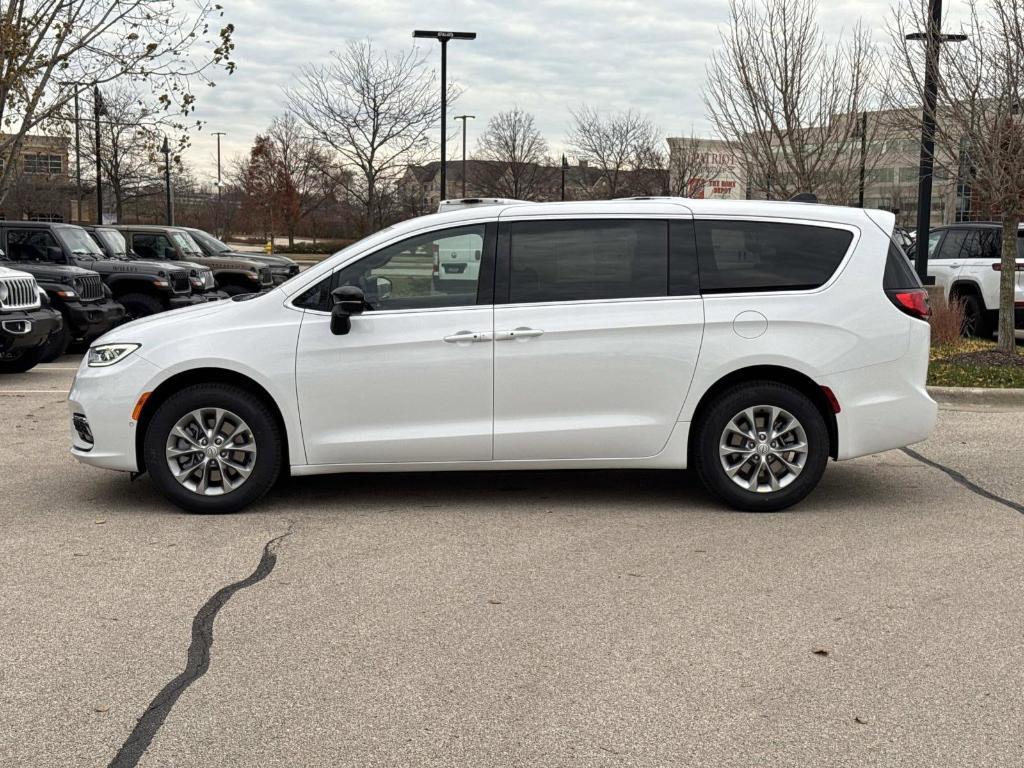 new 2026 Chrysler Pacifica car, priced at $53,899