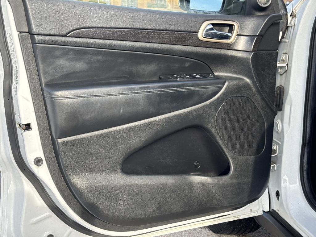 used 2014 Jeep Grand Cherokee car, priced at $9,890