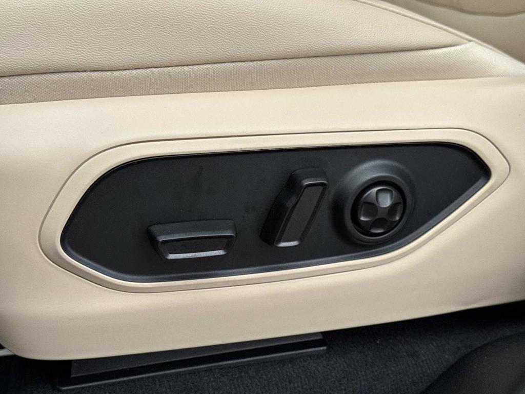 new 2026 Jeep Grand Cherokee L car, priced at $52,404