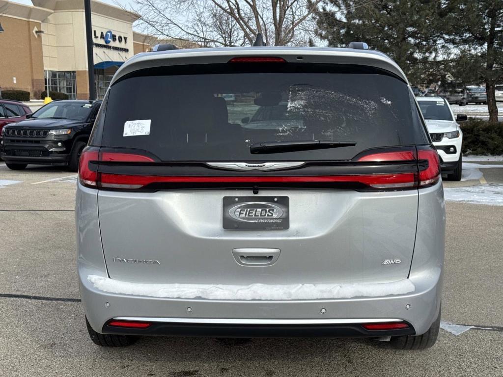 new 2026 Chrysler Pacifica car, priced at $58,556