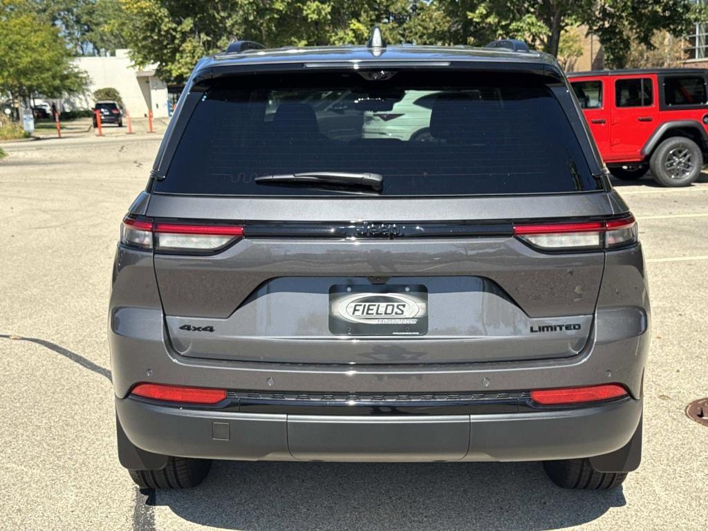 new 2025 Jeep Grand Cherokee car, priced at $49,253