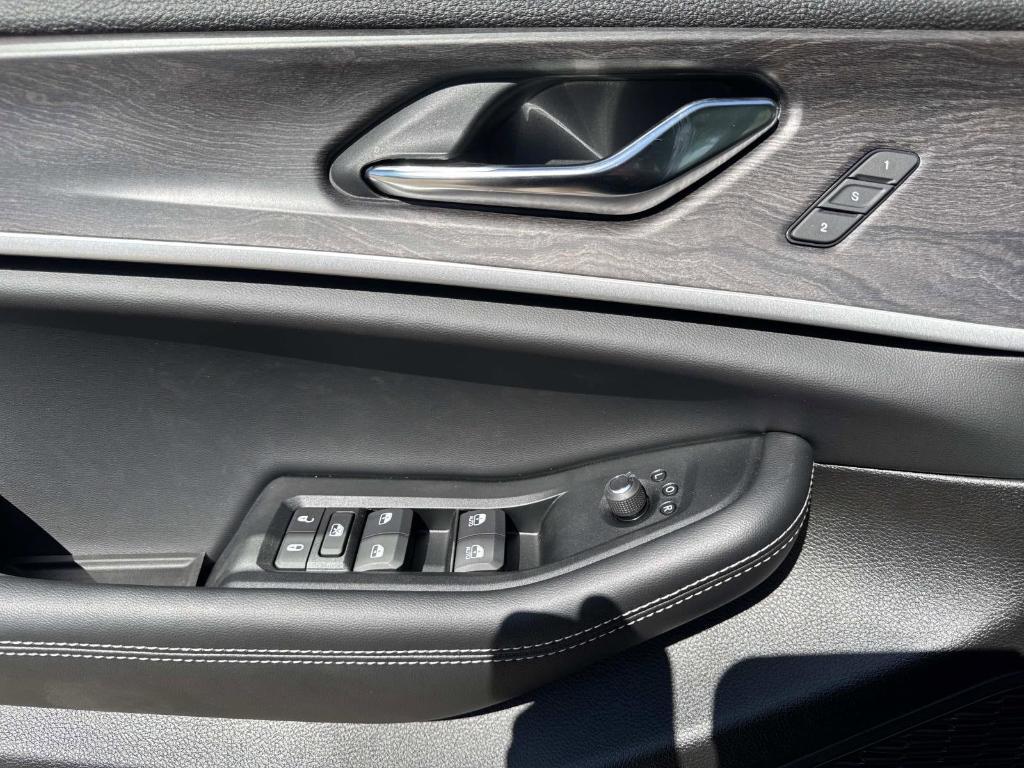 new 2025 Jeep Grand Cherokee car, priced at $49,253