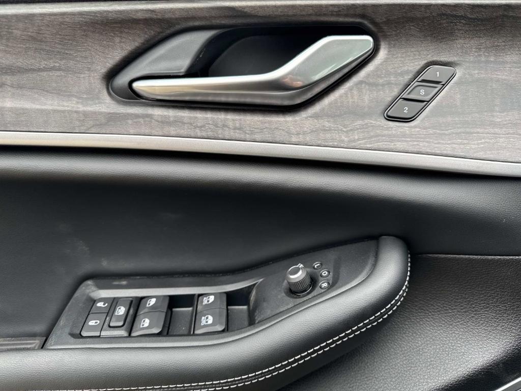 new 2026 Jeep Grand Cherokee L car, priced at $51,584