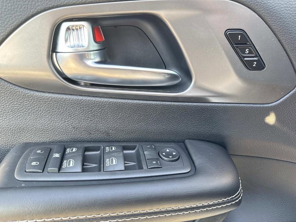 new 2026 Chrysler Pacifica car, priced at $51,009